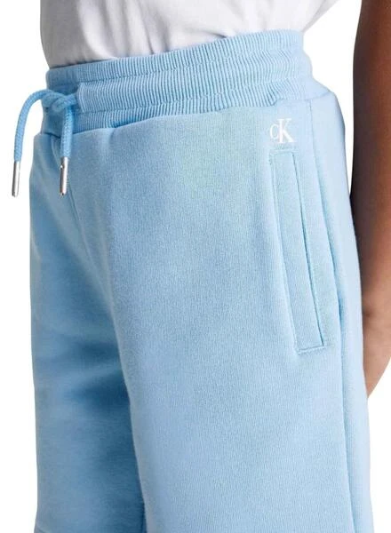 Shorts Calvin Klein Stack Logo Bleu Pour Garçon 3 Shorts Calvin Klein Stack Logo Bleu Pour Garçon – Image 3